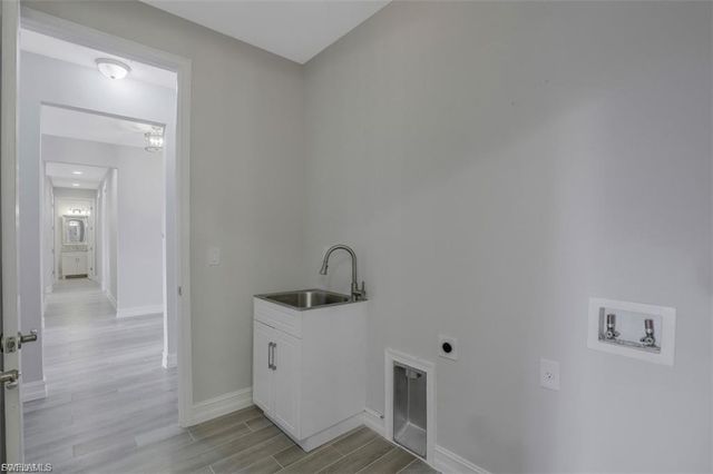 37 SE 23rd AVE, Cape Coral, FL 33990