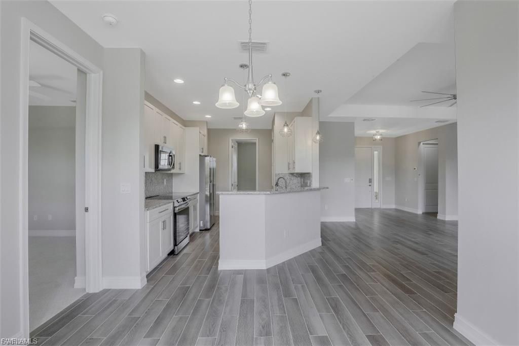 Image 17 of property listing at 37 SE 23rd AVE, Cape Coral, FL 33990