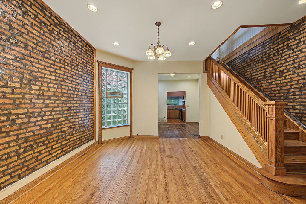 3621 W LEXINGTON Street, Chicago, IL 60624 — photo 4