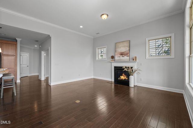 33 Heatherwood Drive, Chapel Hill, NC 27516