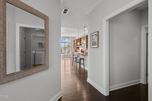 33 Heatherwood Drive, Chapel Hill, NC 27516