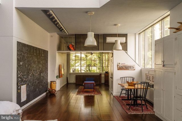 191 E EVERGREEN AVE, Philadelphia, PA 19118