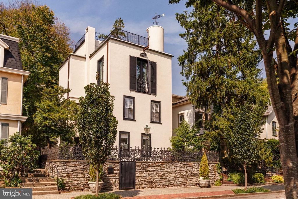 191 E EVERGREEN AVE, Philadelphia, PA 19118