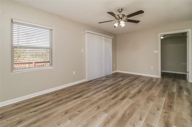 1335 E 3RD AVENUE, Mount Dora, FL 32757