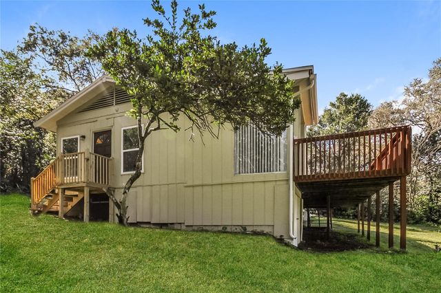 1335 E 3RD AVENUE, Mount Dora, FL 32757