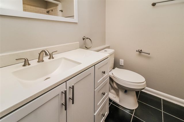 1335 E 3RD AVENUE, Mount Dora, FL 32757