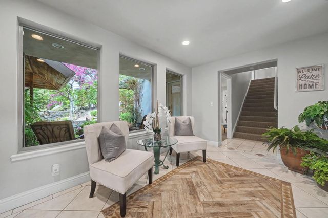 450 Lakeview Rd, Copperopolis, CA 95228