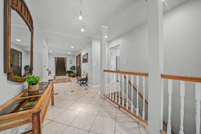 450 Lakeview Rd, Copperopolis, CA 95228