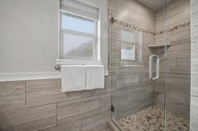 450 Lakeview Rd, Copperopolis, CA 95228