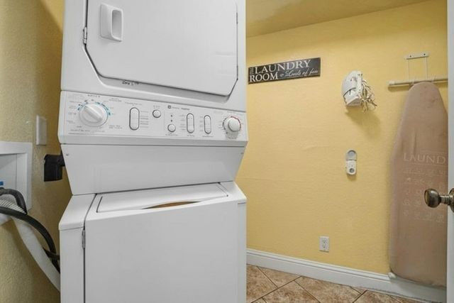 450 Lakeview Rd, Copperopolis, CA 95228