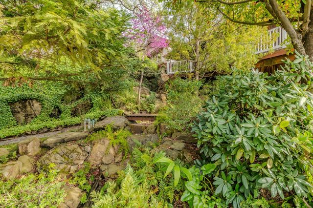 450 Lakeview Rd, Copperopolis, CA 95228