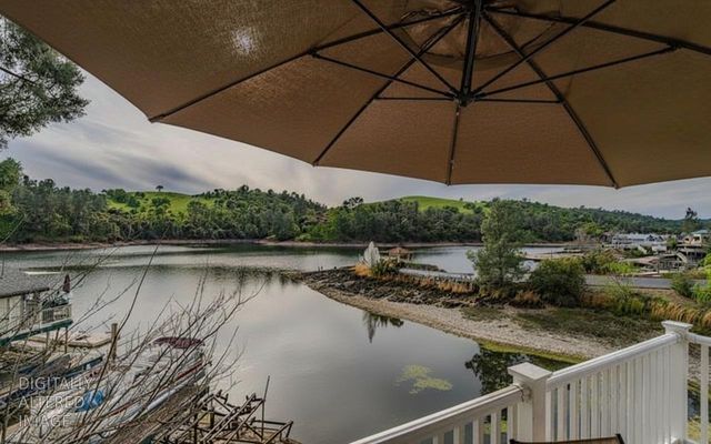 450 Lakeview Rd, Copperopolis, CA 95228