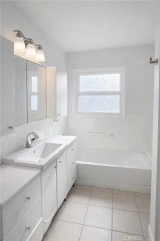 5001 Petit Ave, Encino, CA 91436