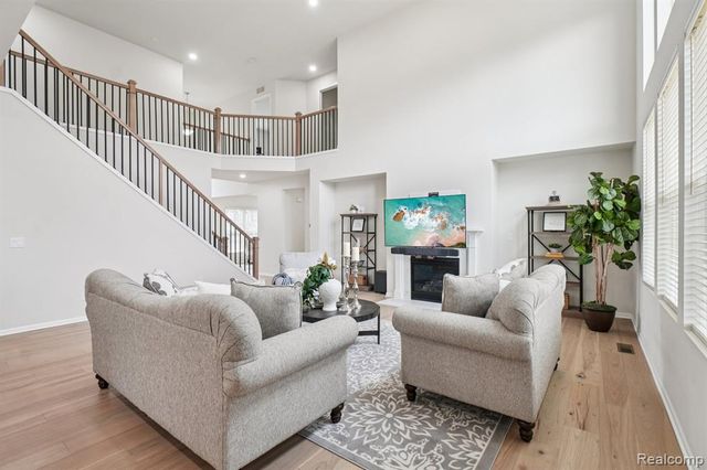 22820 Martin Road, South Lyon, MI 48178