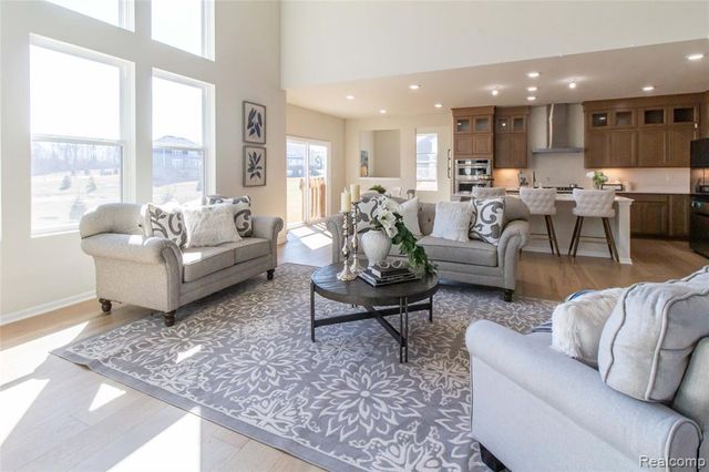 22820 Martin Road, South Lyon, MI 48178