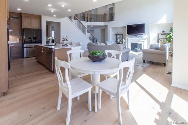 22820 Martin Road, South Lyon, MI 48178