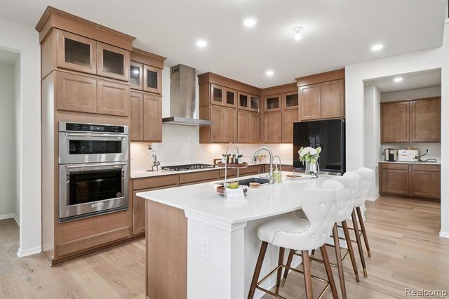 22820 Martin Road, South Lyon, MI 48178