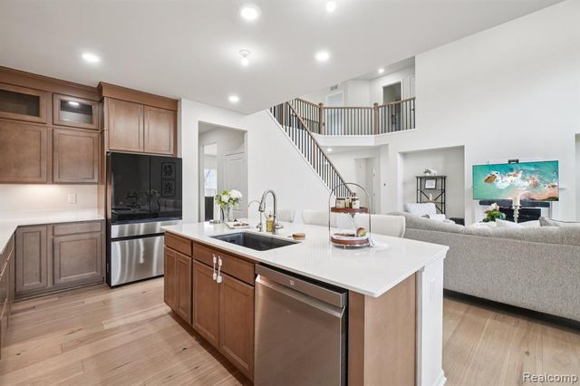 22820 Martin Road, South Lyon, MI 48178