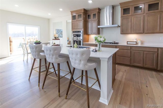 22820 Martin Road, South Lyon, MI 48178