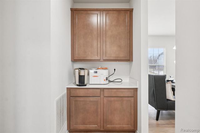 22820 Martin Road, South Lyon, MI 48178