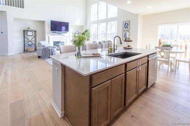 22820 Martin Road, South Lyon, MI 48178