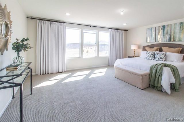 22820 Martin Road, South Lyon, MI 48178