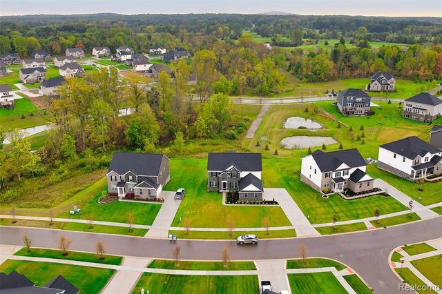 22820 Martin Road, South Lyon, MI 48178