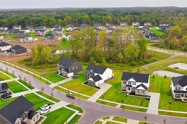 22820 Martin Road, South Lyon, MI 48178