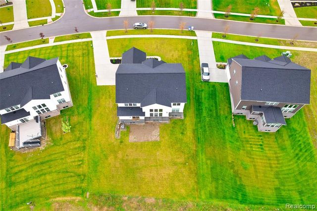 22820 Martin Road, South Lyon, MI 48178