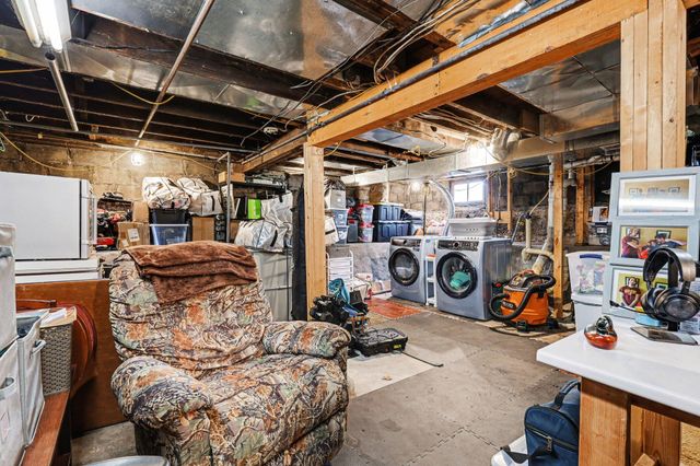 2520 Roys Avenue SW, Wyoming, MI 49519