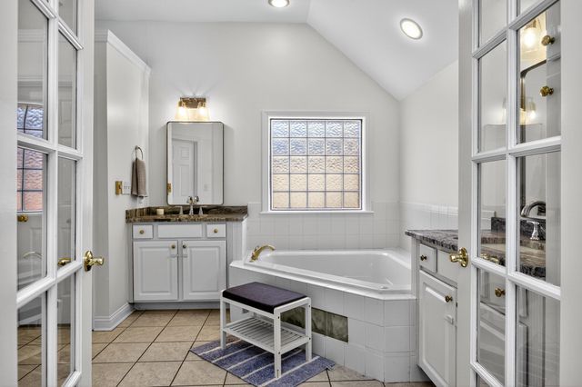 3213 Darlington Circle, Lexington, KY 40509