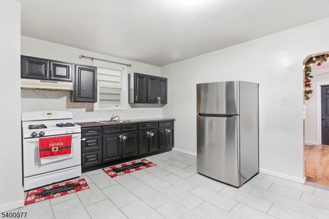 140 4Th Ave, Newark City, NJ 07104