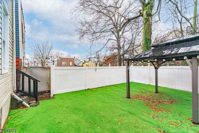 140 4Th Ave, Newark City, NJ 07104