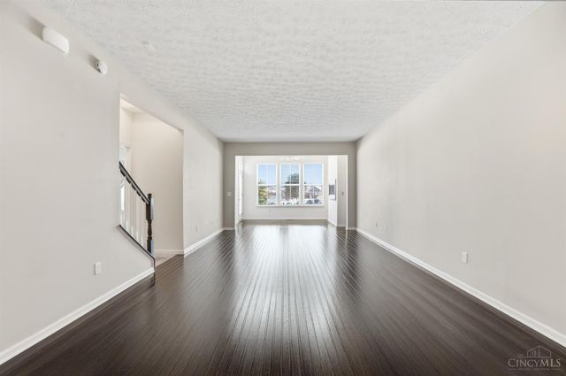 7452 Victoria Falls Avenue, Deerfield Twp., OH 45039