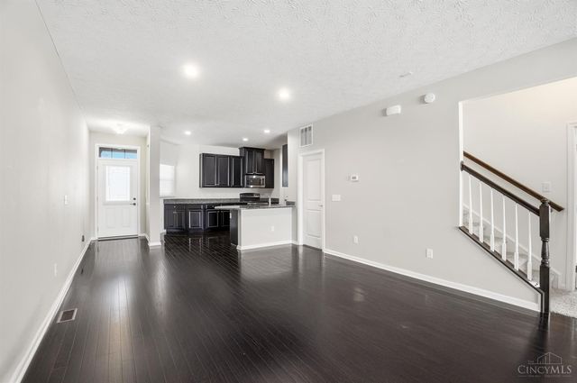 7452 Victoria Falls Avenue, Deerfield Twp., OH 45039