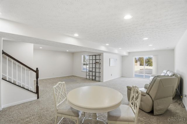 7452 Victoria Falls Avenue, Deerfield Twp., OH 45039