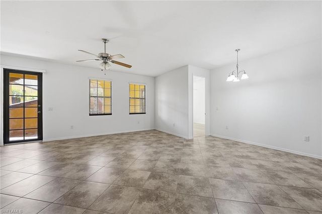 9037 Alturas ST 3702, Naples, FL 34113