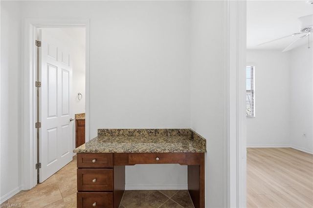 9037 Alturas ST 3702, Naples, FL 34113