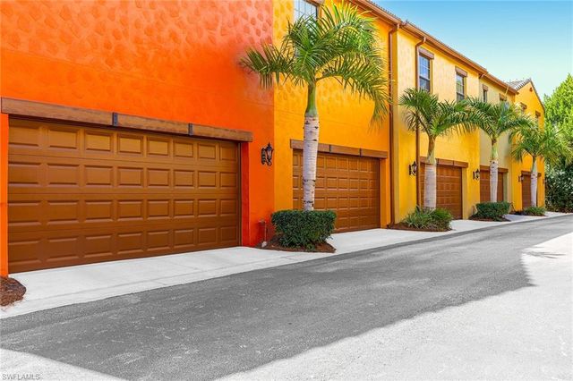 9037 Alturas ST 3702, Naples, FL 34113