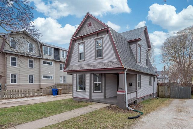 6562 5th AVENUE, Kenosha, WI 53143