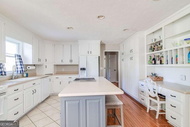 3925 MARK LAKE Road, Cumming, GA 30028