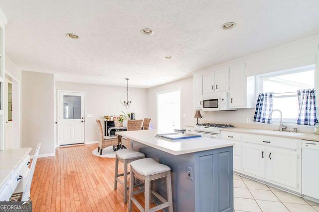 3925 MARK LAKE Road, Cumming, GA 30028