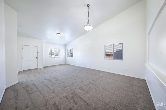 11506 Pacific Breeze Avenue, Bakersfield, CA 93312