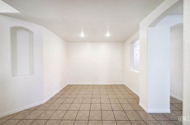 11506 Pacific Breeze Avenue, Bakersfield, CA 93312