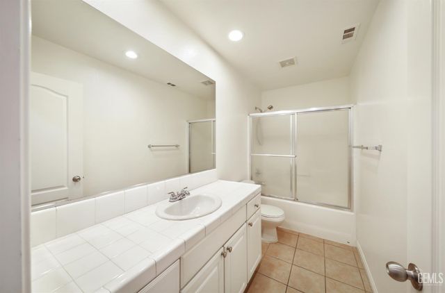11506 Pacific Breeze Avenue, Bakersfield, CA 93312