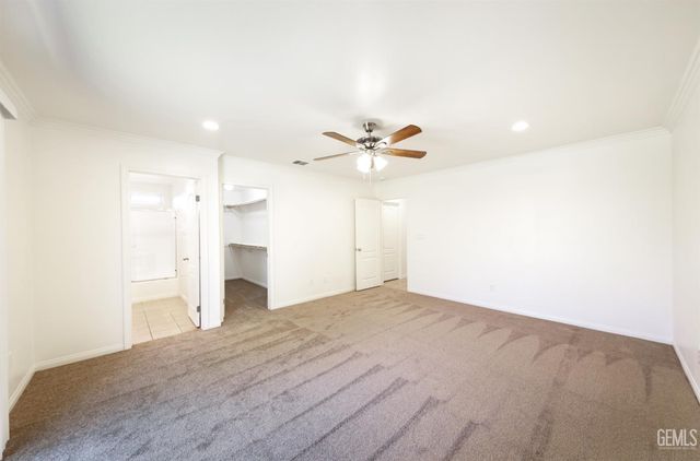 11506 Pacific Breeze Avenue, Bakersfield, CA 93312