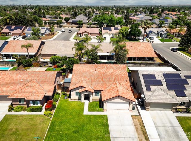 11506 Pacific Breeze Avenue, Bakersfield, CA 93312