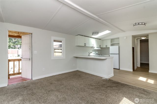 17103 Spanaway Loop Rd S #24, Spanaway, WA 98387