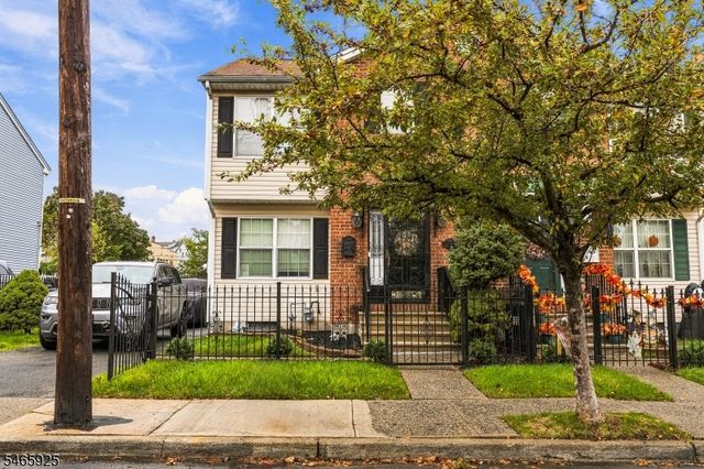 487 S 13Th St, Newark City, NJ 07103
