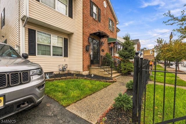 487 S 13Th St, Newark City, NJ 07103